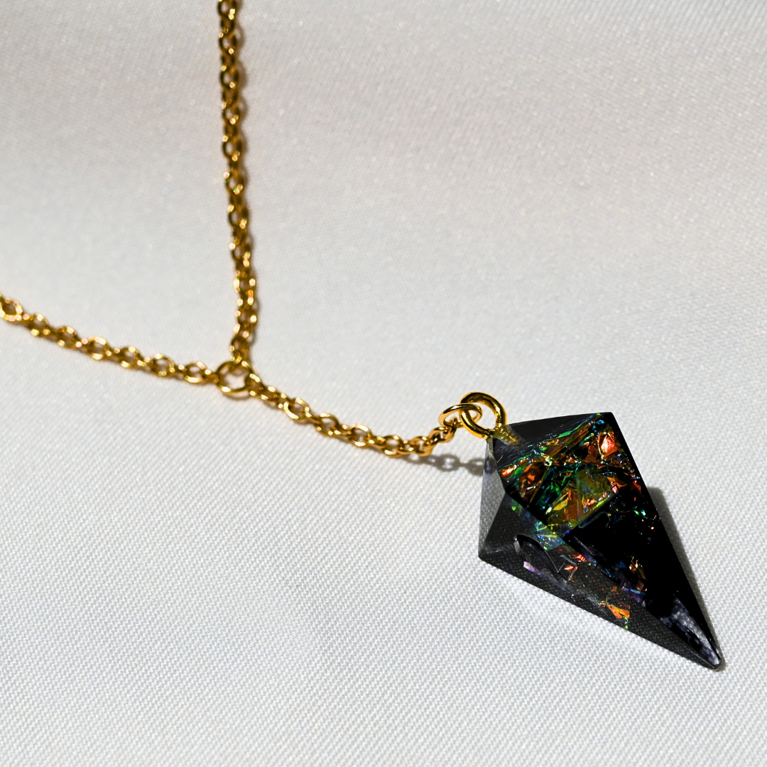 Chaos Bolt Gem D4 Necklace